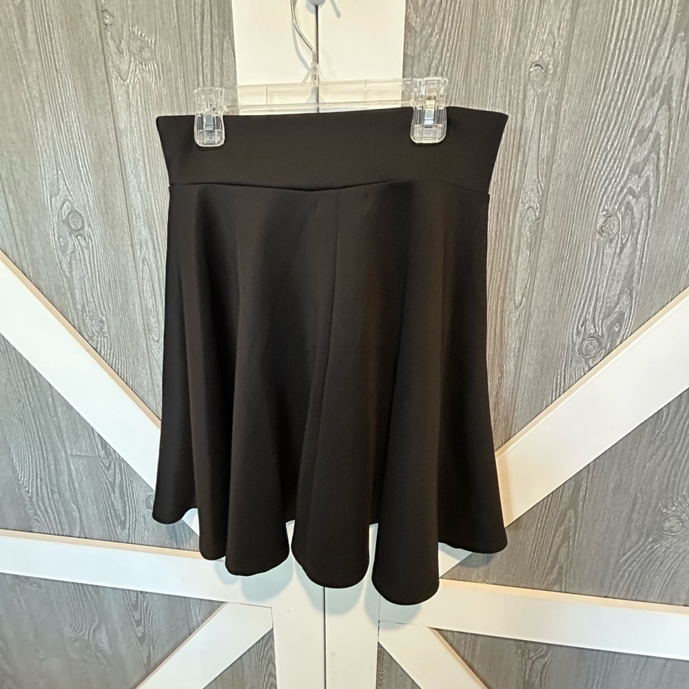 Bag105. Made by Johnny SZ M length 19” skirt.